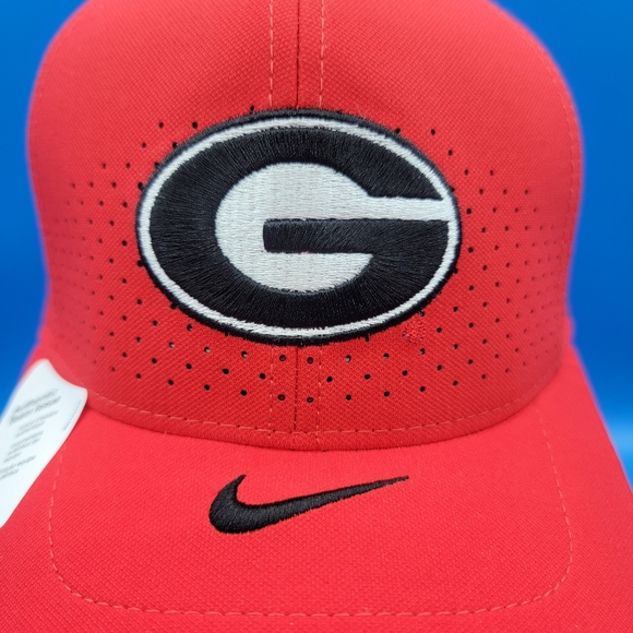 Nike University Of Georgia Bulldogs Dri-Fit Hat Cap Adults Size Medium/Large New - Picture 2 of 12